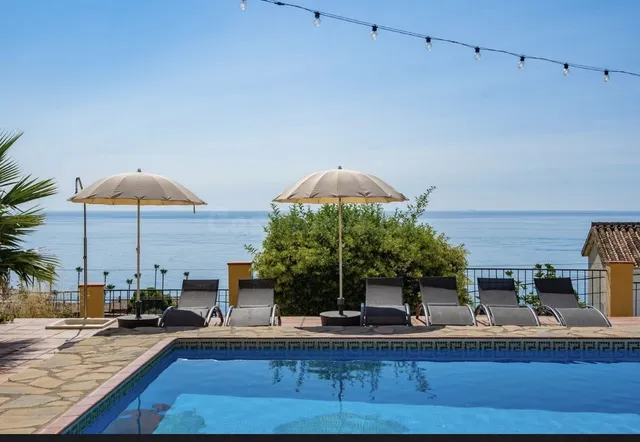 Chalet 8 habitaciones 430m² en venta - Costa Del Sol - foto 4