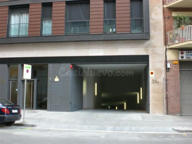 Parking 12m² en alquiler - Barcelona
