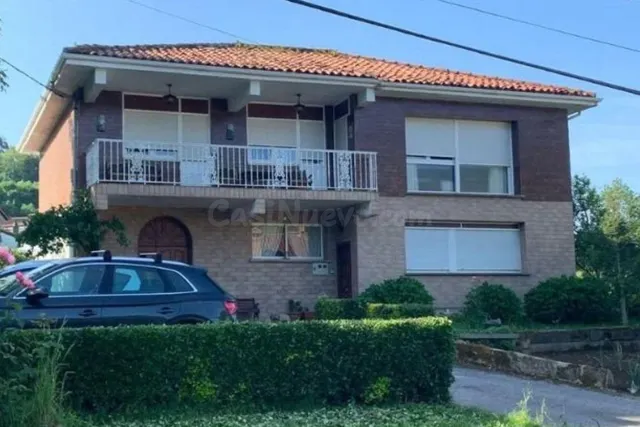 EXCLUSIVO CHALET CON GRAN PARCELA EN LIMPIAS - foto 2