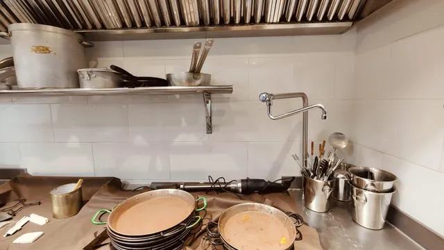 Restaurante en segunda linea de mar de Cunit — 24