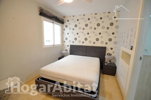 ¡En pleno centro! Impecable, exterior y luminoso con garaje y ascensor, todo amueblado — 12