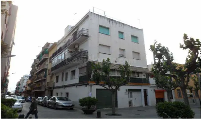 Se vende Piso OKUPADO en Avenida Lleida 2 Premià de Dalt, (B - foto 2