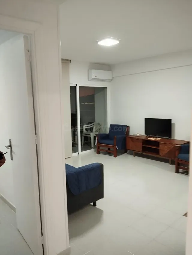 Apartamento en zona del Rincon de Loix. Reformado, 3 dormitorios, parking y piscina comunitaria. — 3