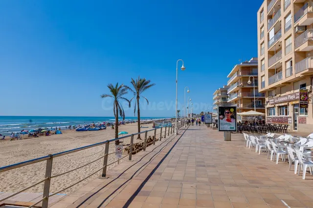 Apartamento 2 habitaciones 142m² en venta - Pueblo — 17