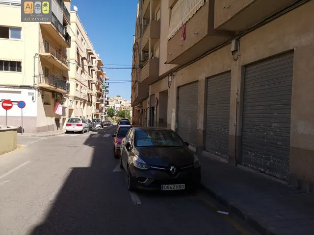 LOCAL COMERCIAL EN VILLAJOYOSA — 8