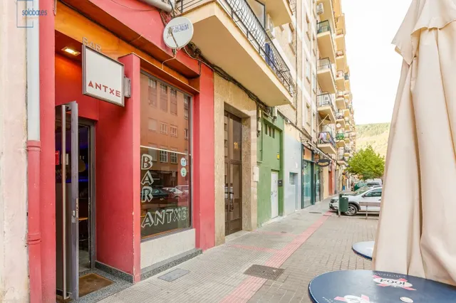 SOLOBAR TRASPASA BONITO BAR EN ANSOAIN — 15