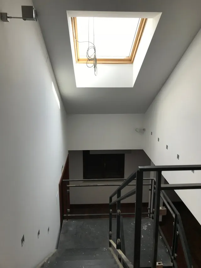 DÚPLEX DE 113 M2, NUEVO, 2 HAB., SALÓN, COCINA, 3 BAÑOS. CALIDADES LUJO — 16