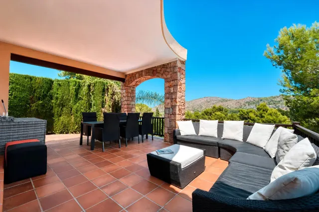 Magnífica villa en entorno privilegiado con excelentes vistas — 16