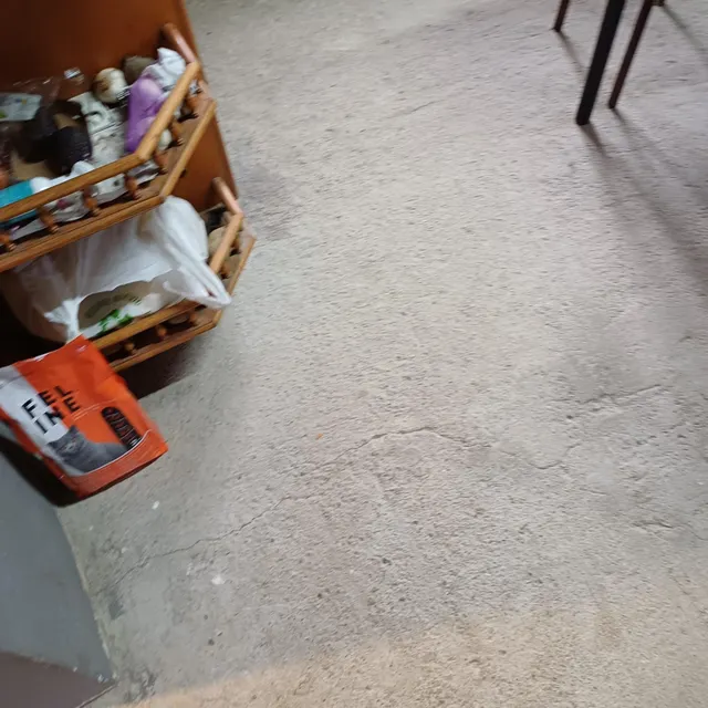 SE VENDE CASA DE ALDEA EN ARZUA PARA REFORMAR — 33