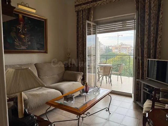Venta de piso 5 dormitorios en la Plaza Circular - foto 2