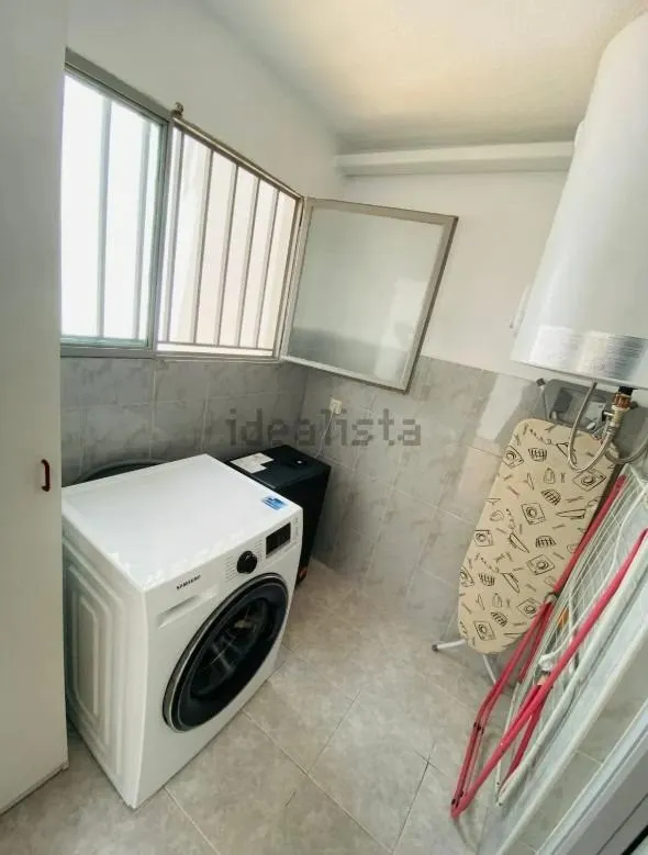 Alquiler de linda vivienda reformada zona altozano con terraza — 27