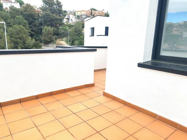 Chalet en excelente zona de calafell - foto 3