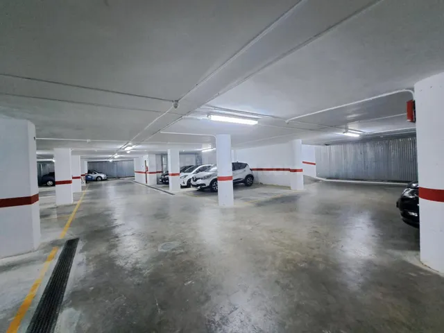 PLAZA DE GARAJE EN VENTA - foto 2