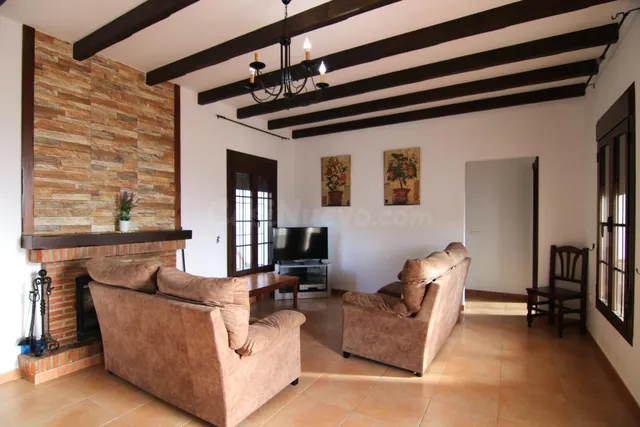 CASA RURAL DE 3 HAB EN GUARO - foto 2