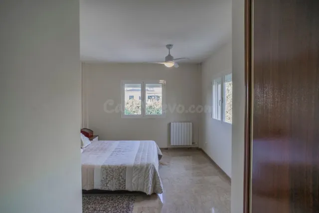 ***alquiler temporal ***espectacular chalet pareado con vista mar en puig de ros — 30