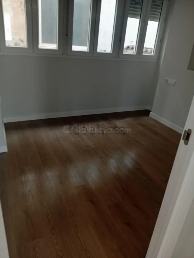 Alquiler de piso en Trinitat — 5