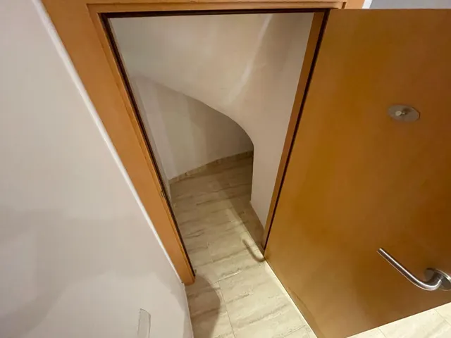 Dúplex céntrico en venta en Olesa de Montserrat, con terrazas y parking — 40
