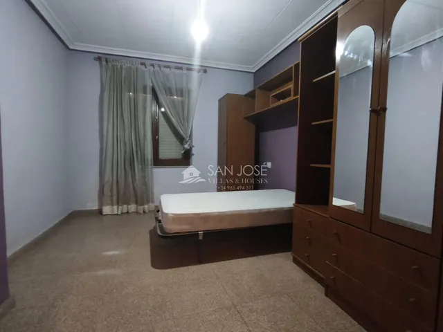 VENTA DE CASA EN ASPE, ZONA CENTRO — 26