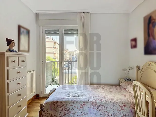 Amplio Piso en Beasain con Vistas — 23