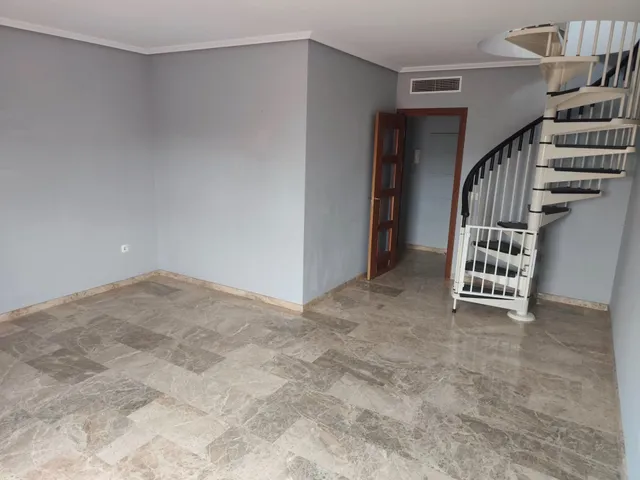 Ático junto a Hipercor. Solarium vistas 360º — 6