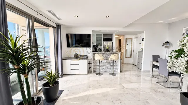 Exclusivo apartamento reformado en la planta 19 de torre lugano – Benidorm — 12