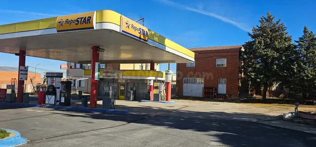 Gasolinera 3 habitaciones 1700m² en venta - Castilla y leon - foto 5