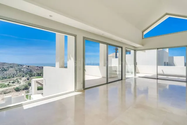 Ático 4 habitaciones 220m² en venta - Costa del Sol - foto 3