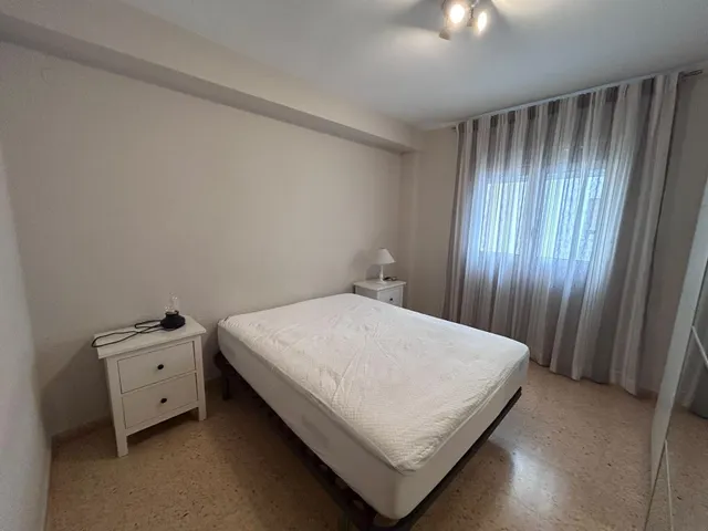 Piso 3 habitaciones 117m² en alquiler - La Raiosa — 33