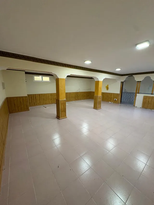 Local Comercial en Alquiler en La Chana, Granada - Ideal para Tu Negocio — 14