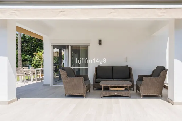 Chalet 5 habitaciones 168m² en venta - Marbella — 25