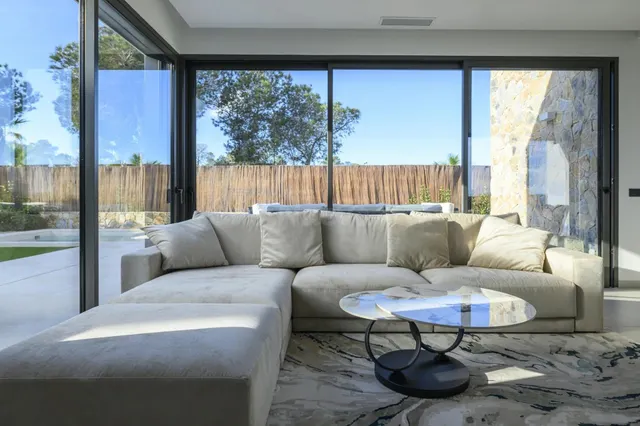 Villa exclusiva de 3 dormitorios a la venta en el prestigios - foto 2