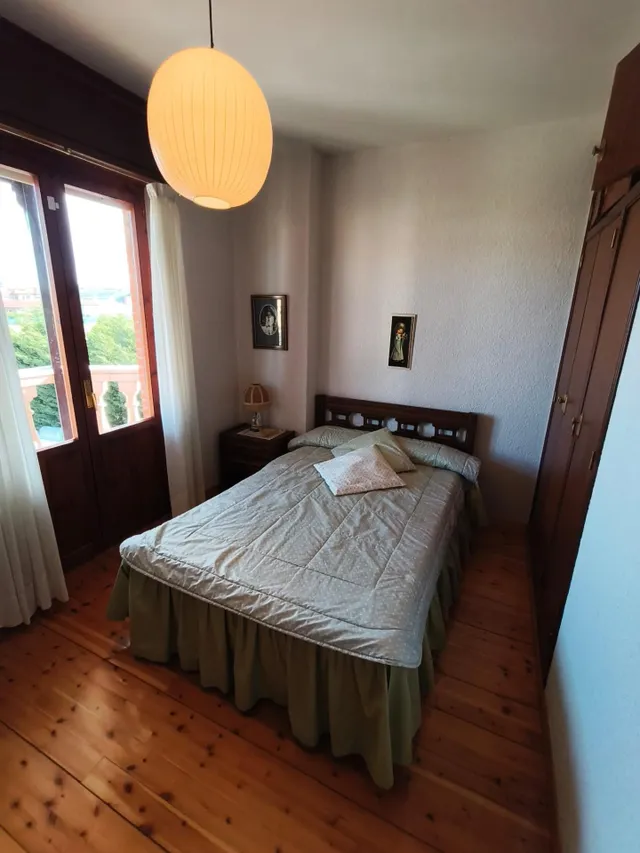Amplia Casa en Melgar de Fernamental con Jardín y Terraza — 32