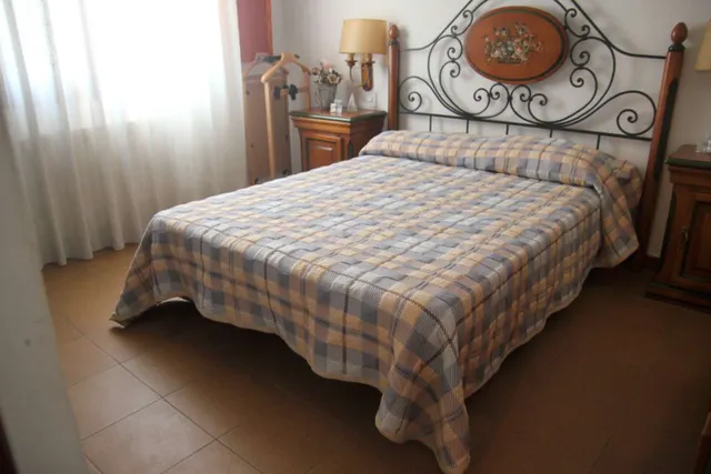 Casa en venta en Castellar con 6 hab. y 3 baños Casa can-fon - foto 5