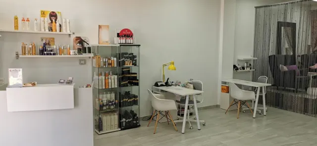 LOCAL COMERCIAL EN LA ZENIA — 17