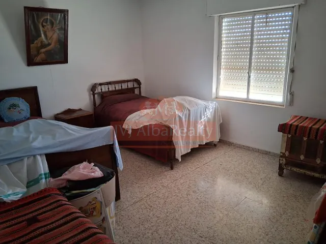SE VENDE CASA CON PATIO EN LOS ANGUIJES. — 6