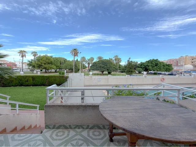 Frutales! Espectacular bungalow con 2 Amplias terrazas en urbanización exclusiva con piscina comunitaria (700 mts playa) — 5