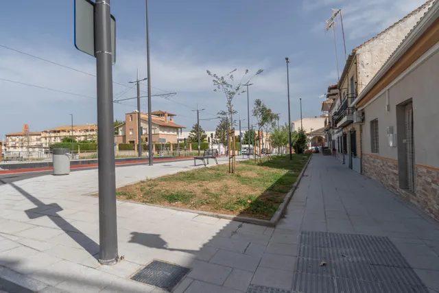 PISO EN LAS GABIAS JUNTO AL METRO — 42