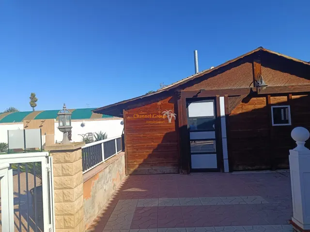 SE VENDE CHALET ZONA LA HOYA — 19