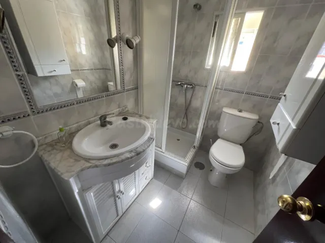 PISO DE 2 DORMITORIOS EN ZONA CENTRO — 3