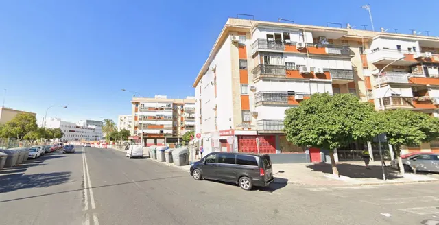 Venta piso en Sevilla — 3