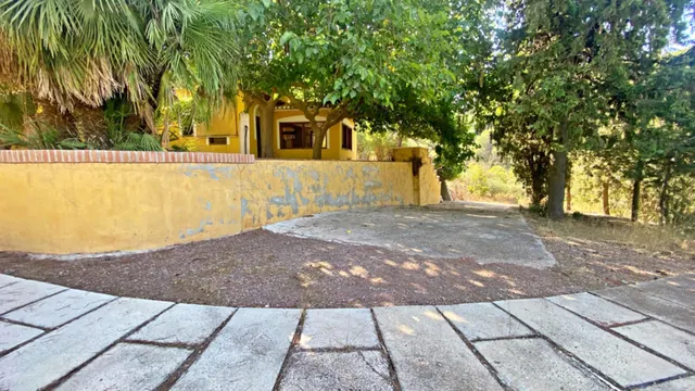 ESPECTACULAR FINCA DE 32 HECTAREAS IDEAL PARA DESCONECTAR O INVERSION PARA COMPLEJO RURAL — 37