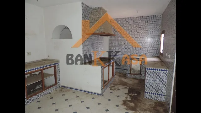 SE VENDE CASA ANTIGUA EN BERJA ZONA MERCADO DE ABASTOS — 9
