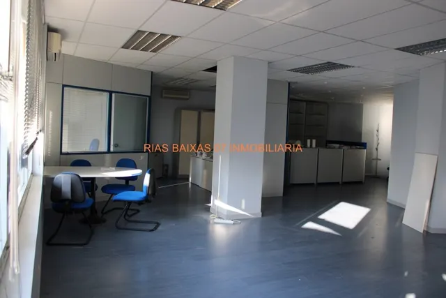 REF 2710 OFICINAS DE 97,4 M2 CERCA ESTACIÓN AUTOBUSES (VIGO) — 5