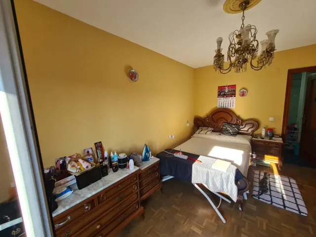 SE VENDE AMPLIO PISO EN VALENCIA DE DON JUAN, COCINA, SALÓN,3 HAB., BAÑO, TERRAZA — 11