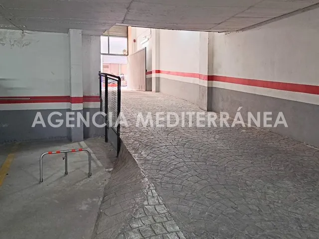 Plaza de garaje en Valencia, para MOTO GRANDE - foto 4
