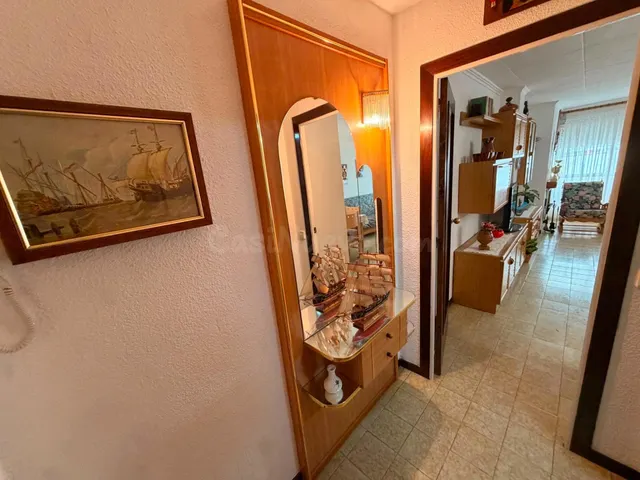 Piso en venta en la zona del Taurus, a pocos pasos de la pla - foto 2