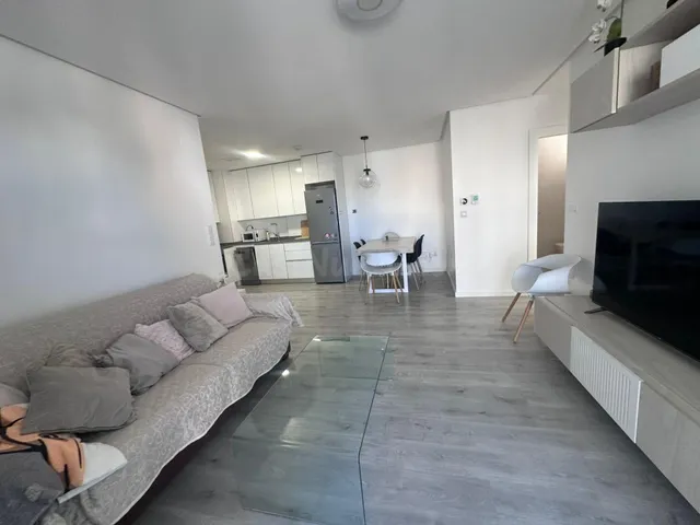 Apartamento de 2 dormitorios 2 baños en Orihuela Costa (Los  - foto 2