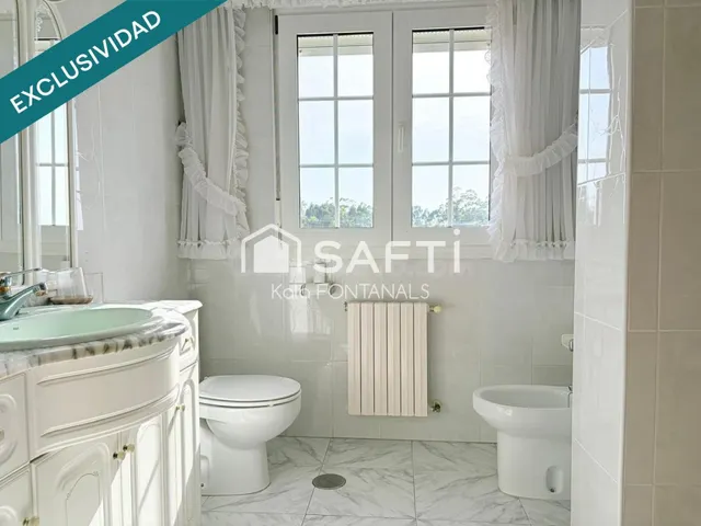 OPORTUNIDAD DE INVERSIÓN HOTELERA EN SANXENXO — 6