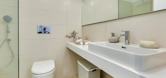 FANTASTICO BUNGALOW FRENTE A LA LAGUNA ROSA EN TORREVIEJA A ESTRENAR — 19