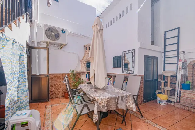 Espléndida Casa en Vega de Granada, ¡Listo para Entrar a Vivir por solo €199.990! — 8
